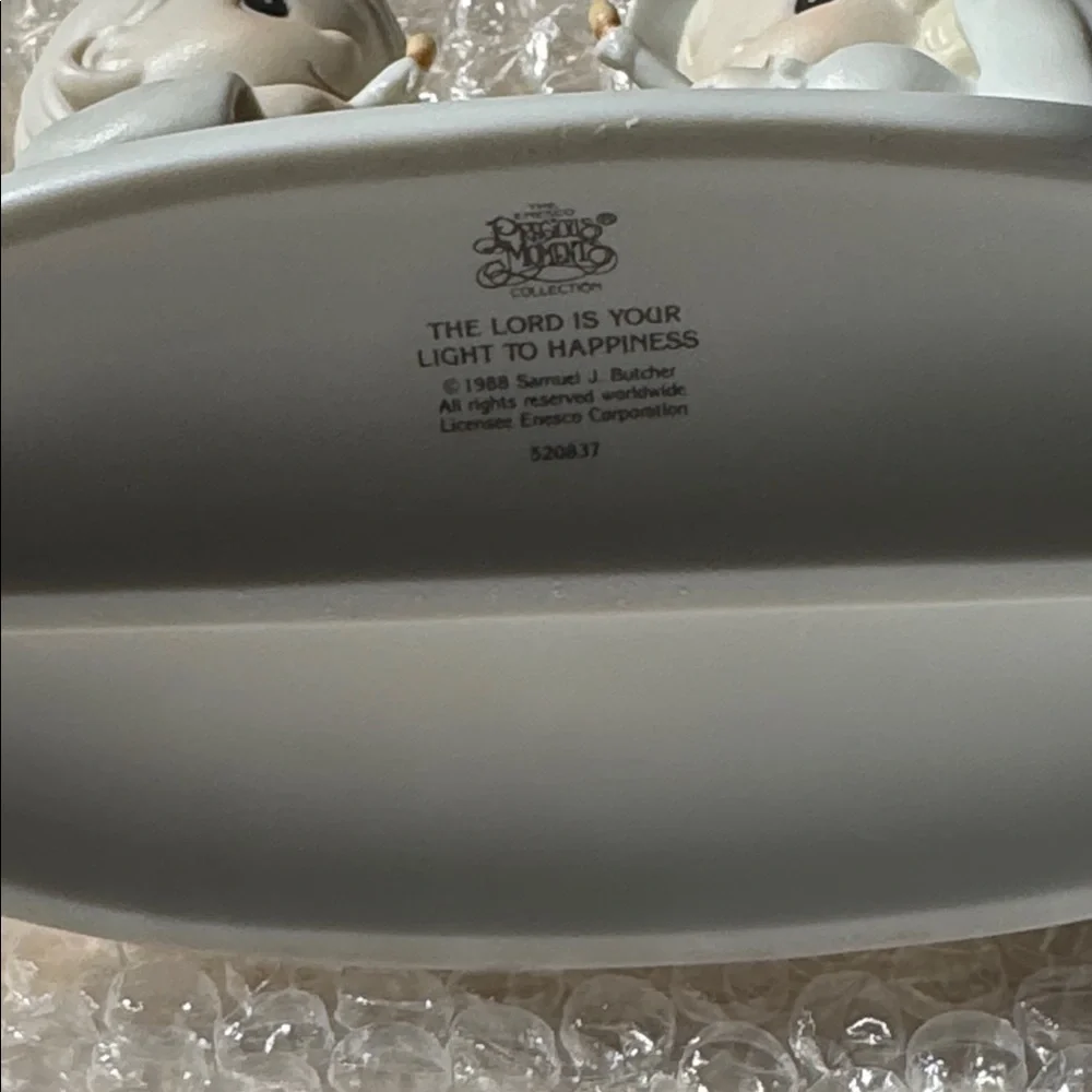 Precious Moments Porcelain Figurine “The Lord Is Your Light To Happiness”
